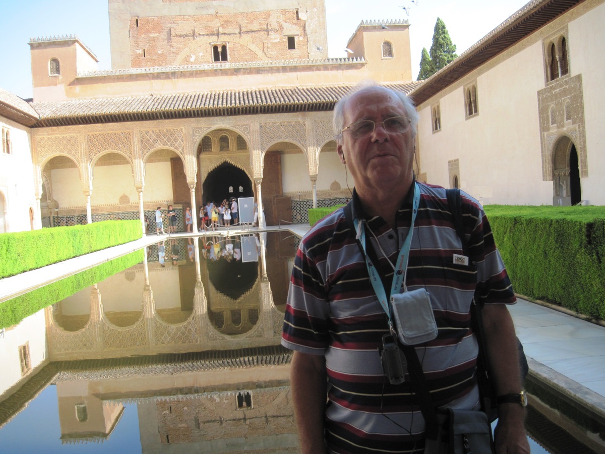 44-Alhambra- Ancora una veduta del palazzo e mio marito